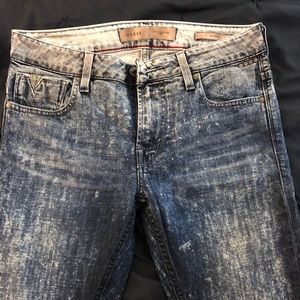 Guess men’s washed jeans- 30x30